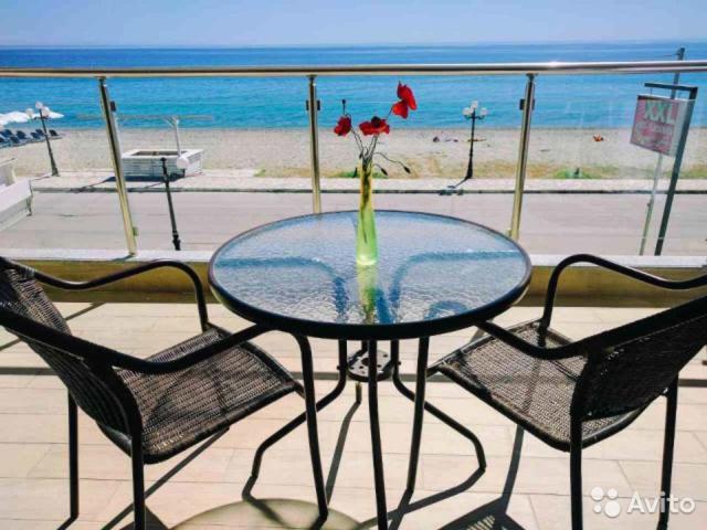 Apartment By The Sea *